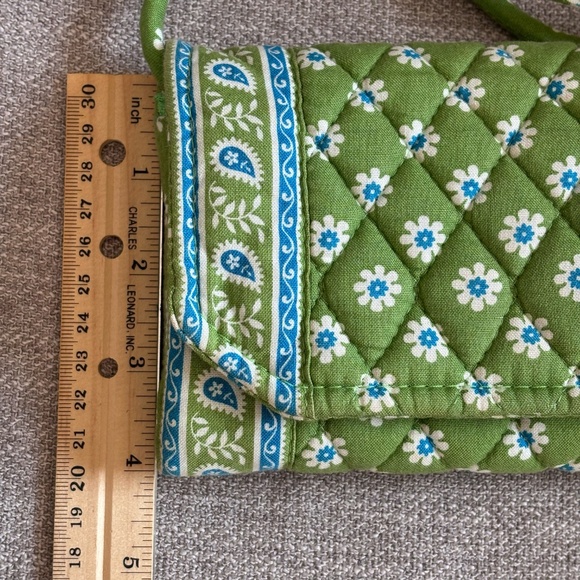 Vera Bradley Women's Strap Wallet Apple Green Pattern - Picture 14 of 16